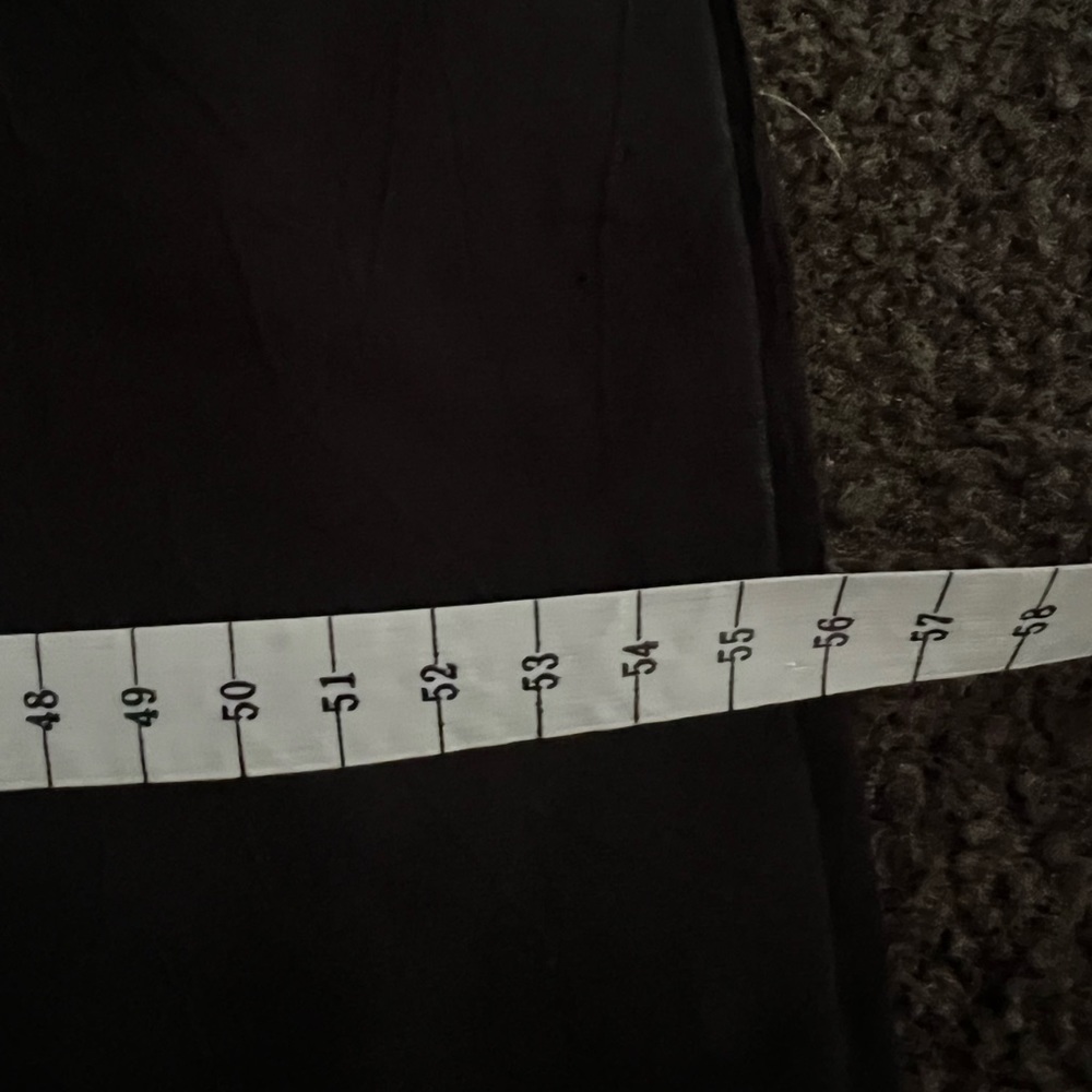 Wrap it your way! Around the shoulder shawl / wrap or scarf. Black and long. - Picture 5 of 12